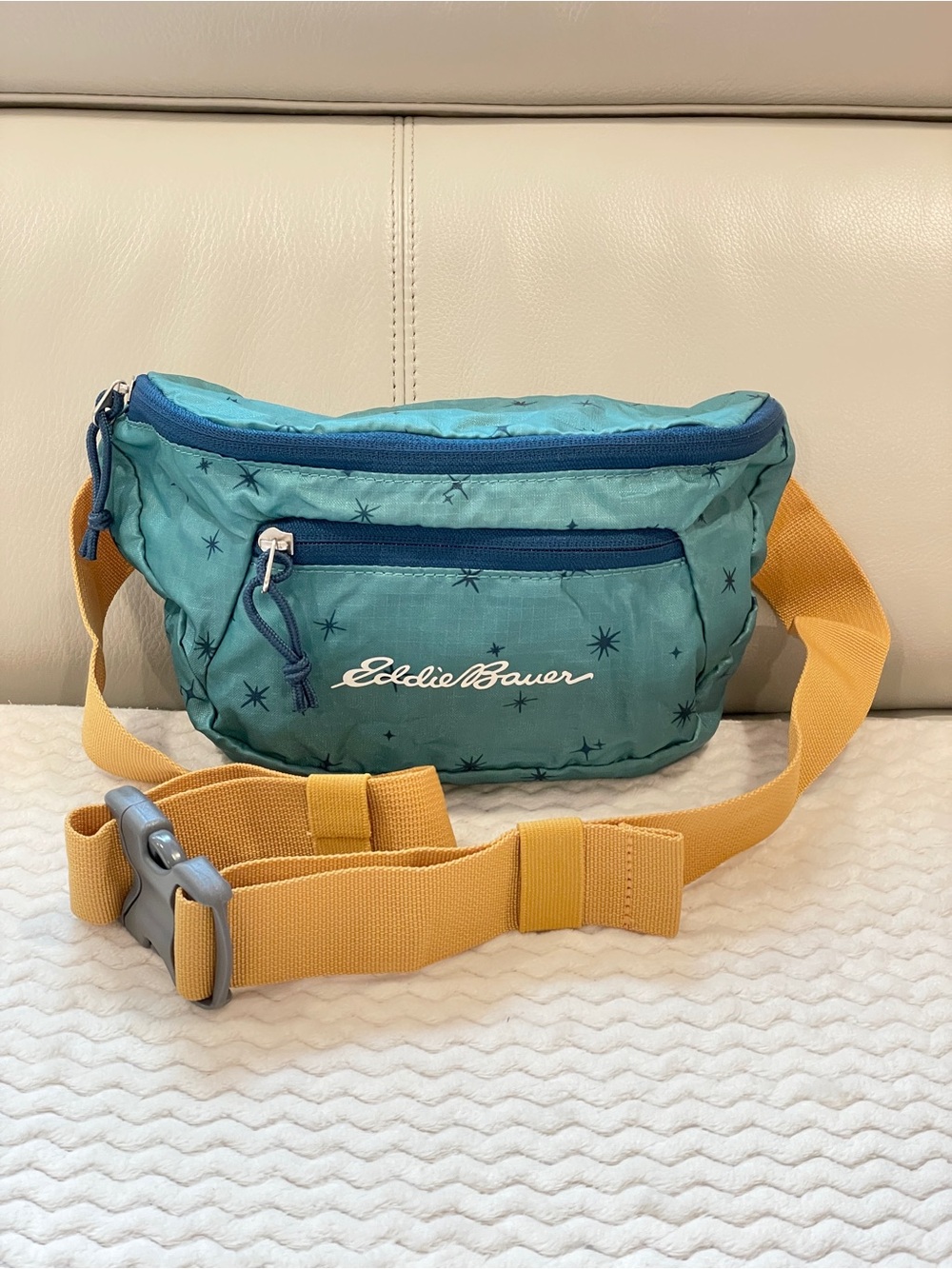 Eddie Bauer Stowaway Convertible Packable Waistpack